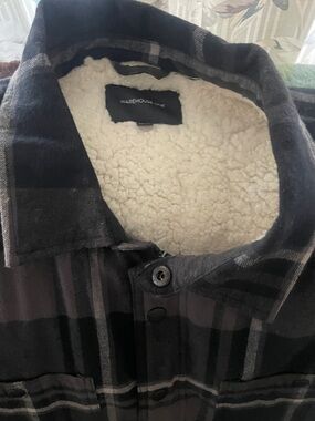 Warehouse Black & Gray Plaid Sherpa-Lined Shirt Jacket